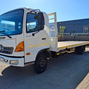 2007 Hino 500 10-176 5 Ton Flatdeck