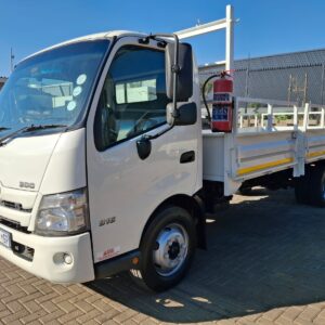 2021 Hino 300 916 4 Ton Dropside Featured Pose